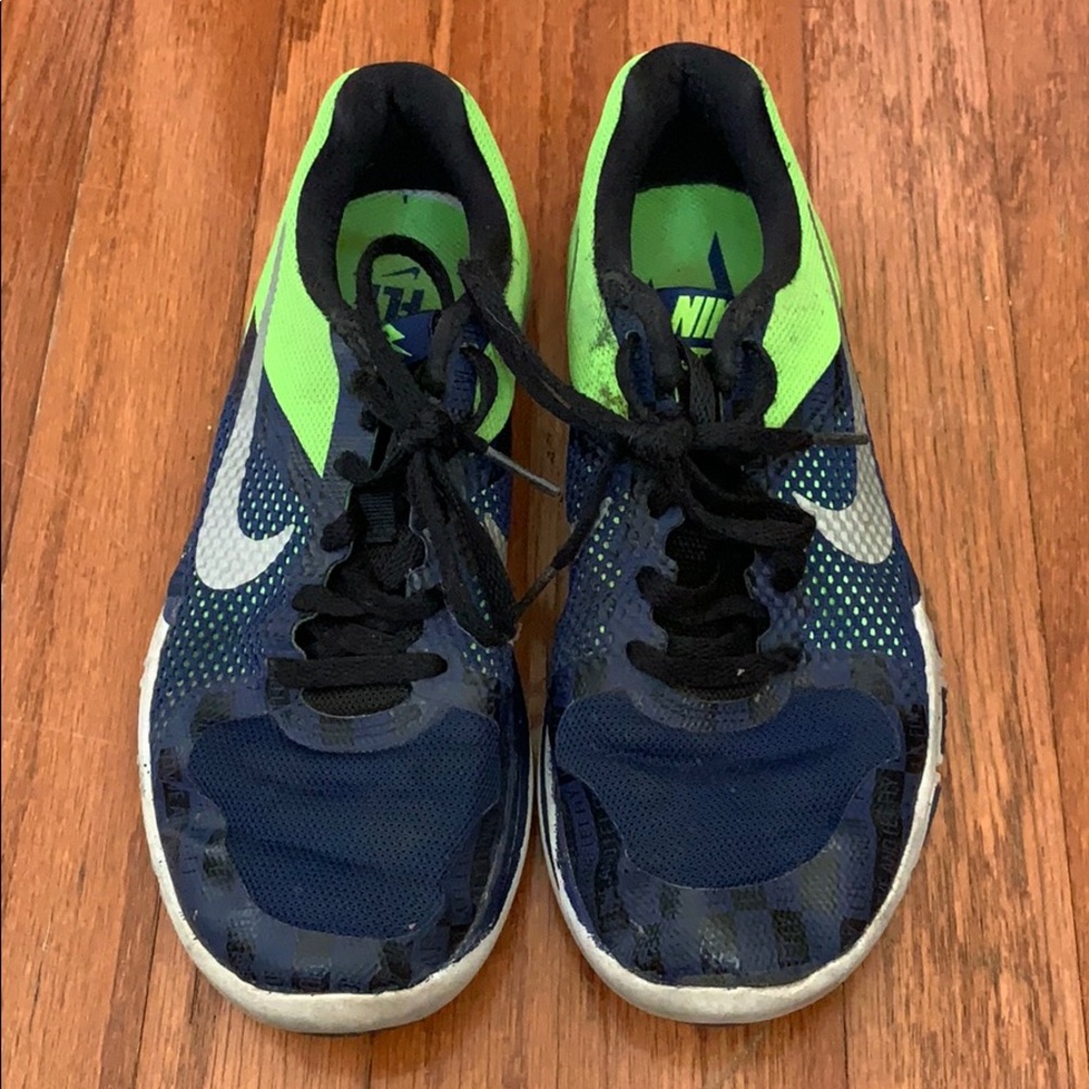 Nike Flex Shoes